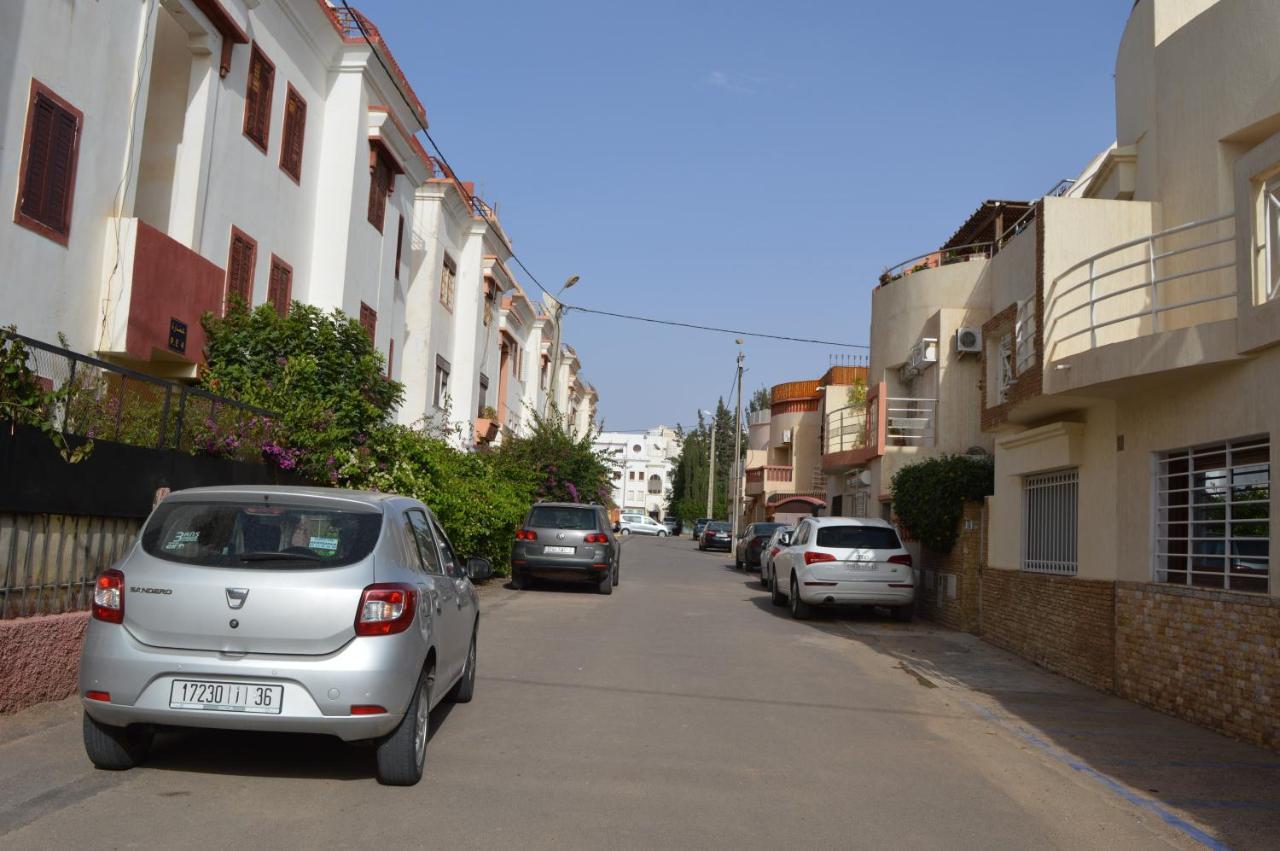 Appartement Ideal Riad Al Salam A 8 Minutes De La Plage Du Centre Ville,Wifi Et Parking Gratuits Agadir Buitenkant foto